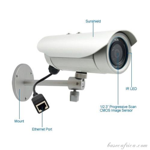 2MP HYBRID COLOR & AUDIO OUTDOOR CAMERA