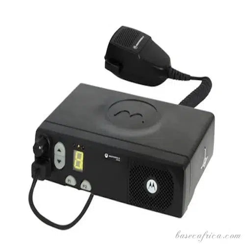 Motorola CM140 Base Radio