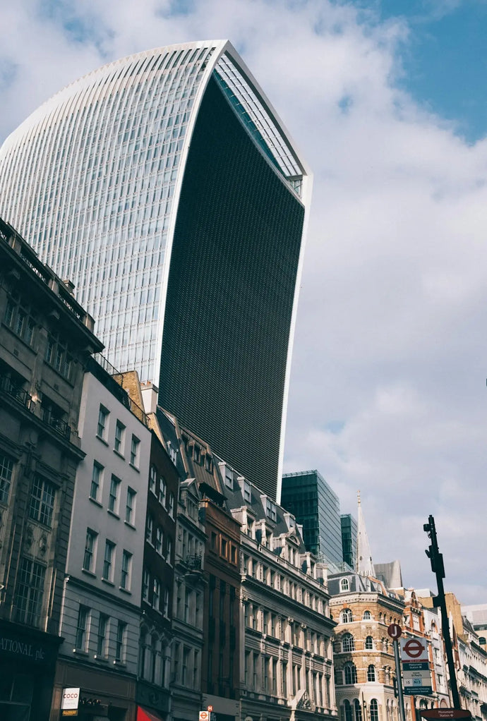 Why Handheld Two-Way Radios are Invaluable for Fast-Paced Hotel Operations